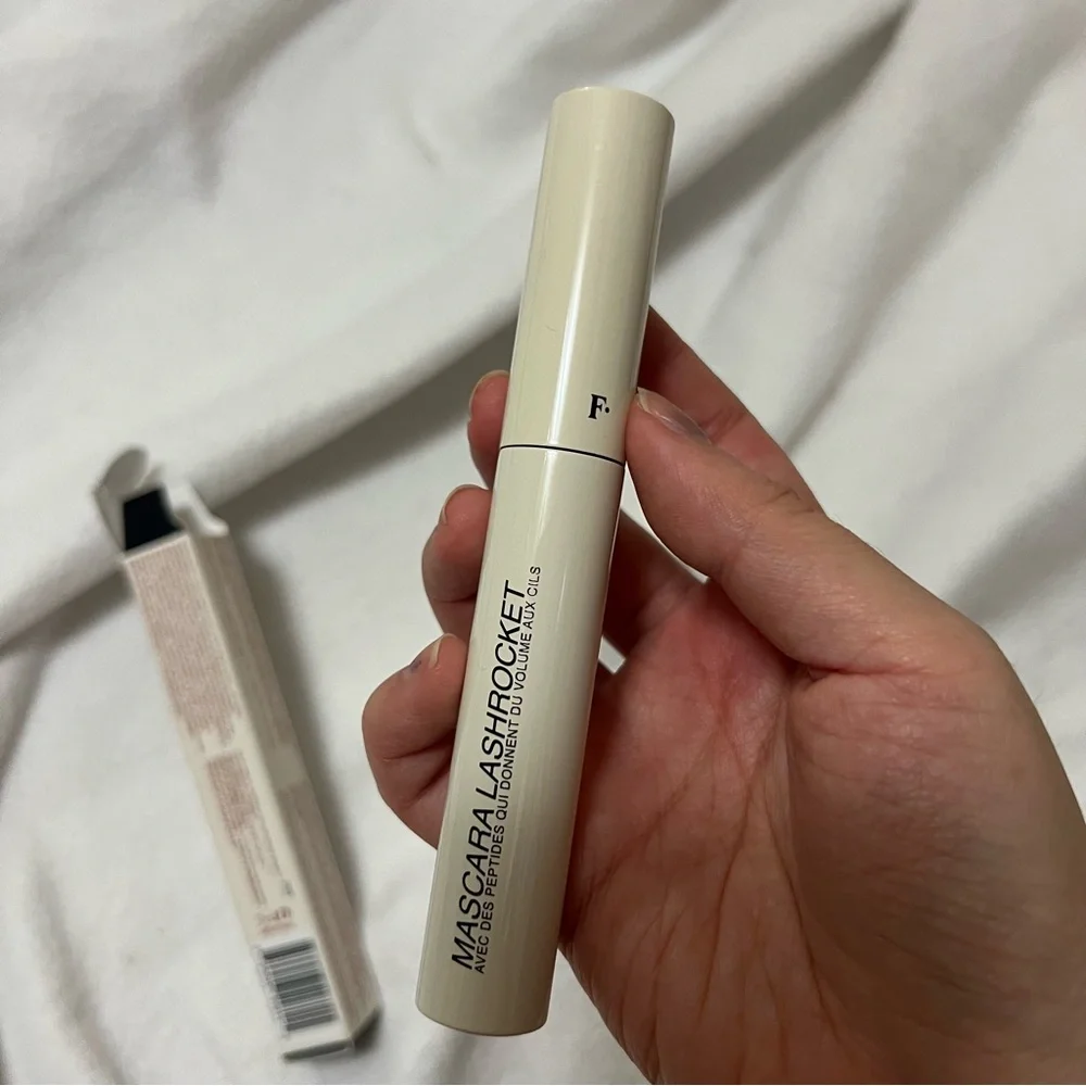Freck Beauty LASHROCKET Mascara black July sale
